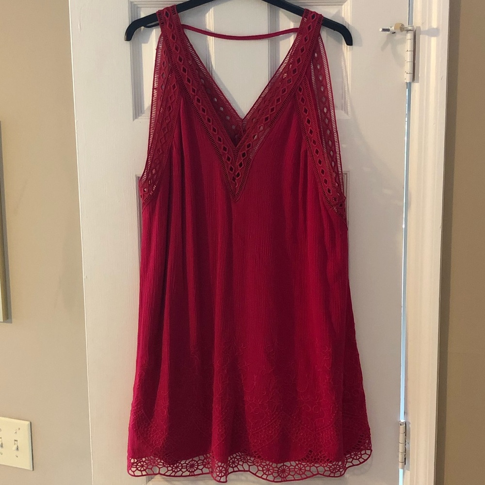 Astr the label V-neck Dress